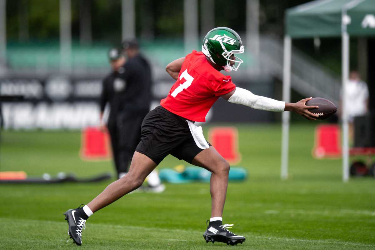 Jets’ joint practices against Tampa Bay Buccaneers get heated and hairy ahead of preseason opener