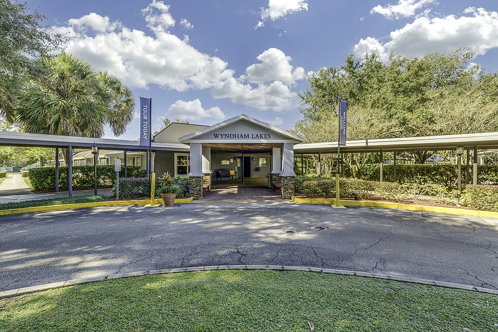Wyndham Lakes Senior Living sells for $30.94 million