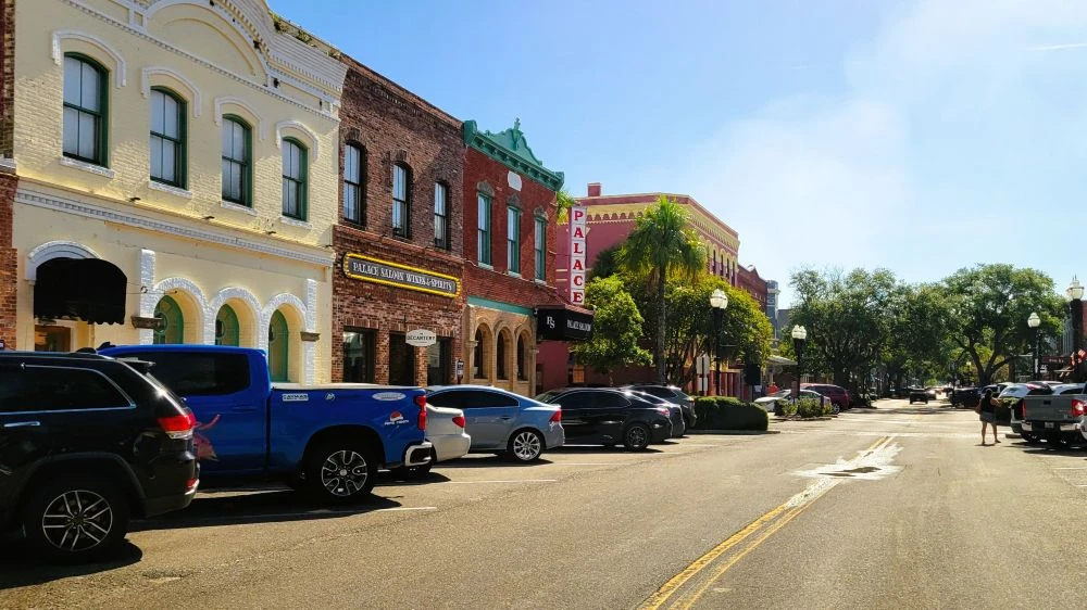 Paid Parking spaces along Centre Street
