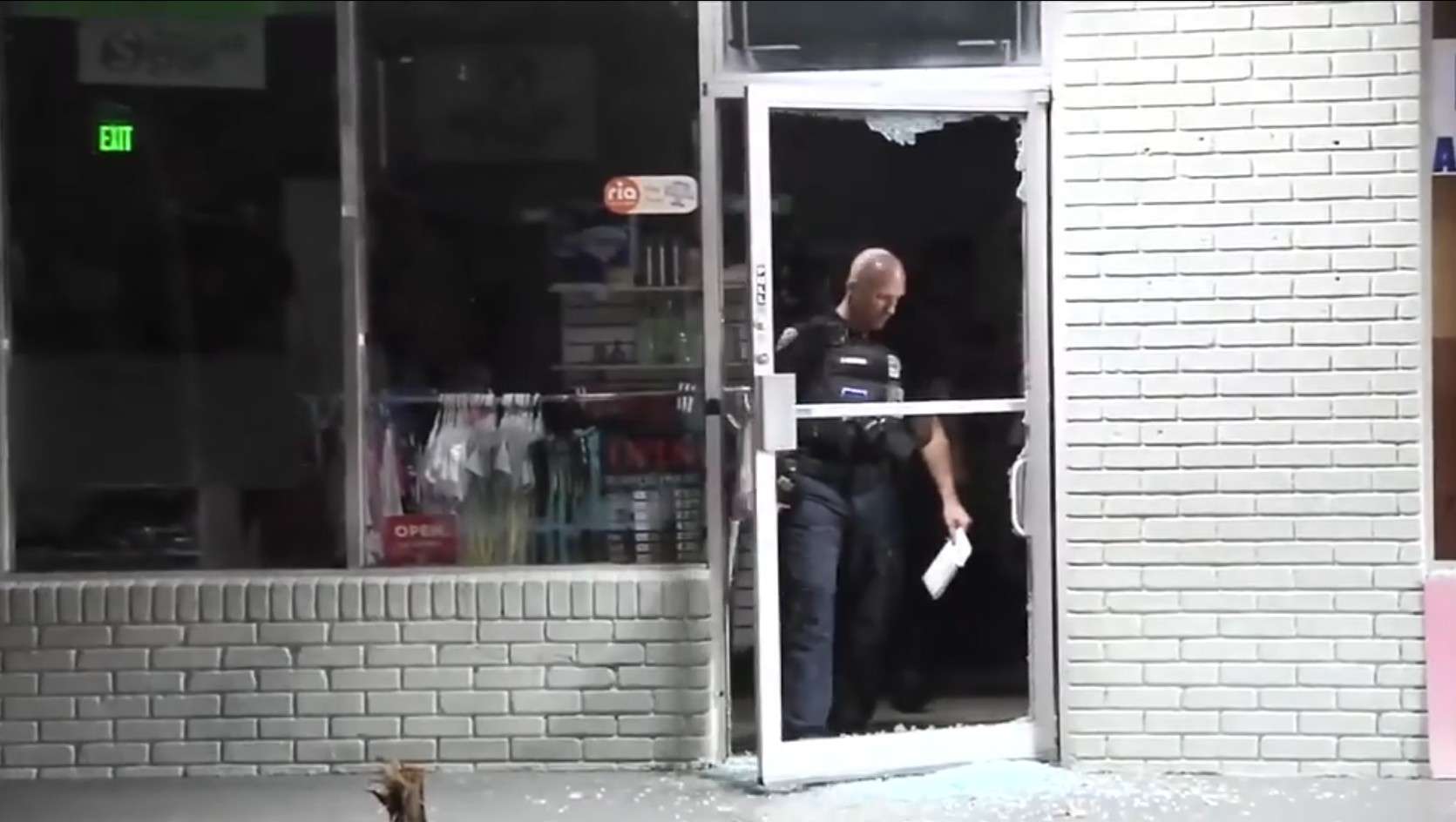 Burglar shatters glass door of Dollar Stop in Fort Lauderdale, swipes cash register; person of interest released - WSVN 7News | Miami News, Weather, Sports