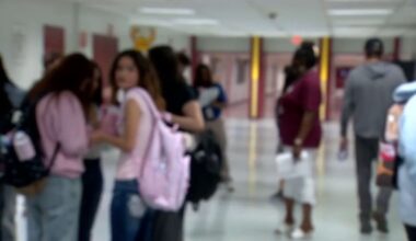 Over 220,000 Broward students head back to class amid school district restructuring - WSVN 7News | Miami News, Weather, Sports