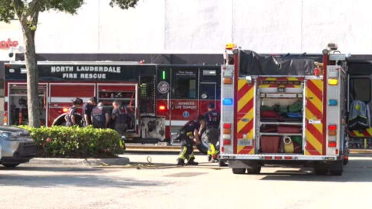 North Lauderdale supermarket evacuated after gas leak leads to kitchen fire; no injuries - WSVN 7News | Miami News, Weather, Sports