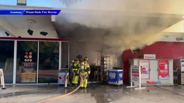 1 escapes burning Farm Stores location in SW Miami-Dade - WSVN 7News | Miami News, Weather, Sports