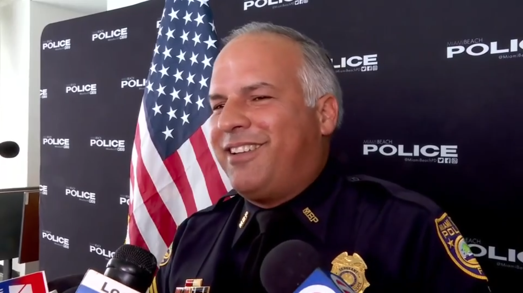Miami Beach Police sergeant who rescued elderly choking restaurant diner in Hialeah honored by department - WSVN 7News | Miami News, Weather, Sports