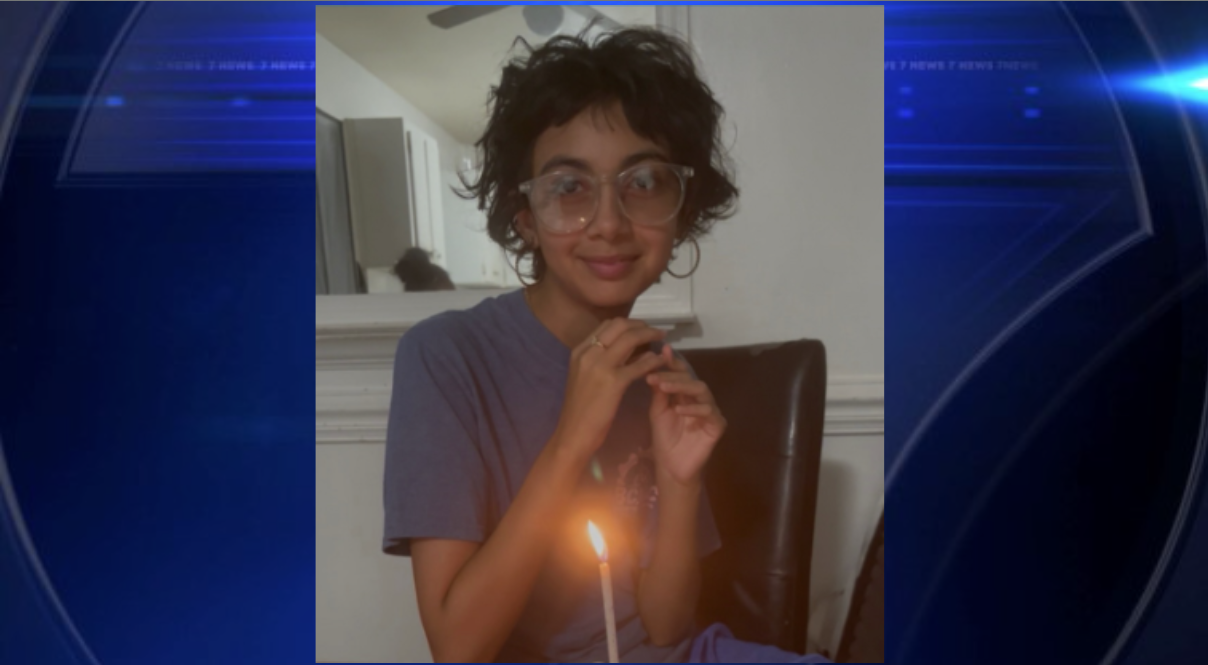 Police searching for 15-year-old girl reported missing from Hollywood - WSVN 7News | Miami News, Weather, Sports