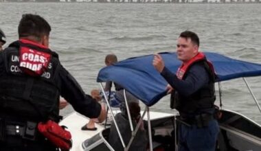 Boaters rescued after craft becomes disabled near Sunshine Skyway Bridge