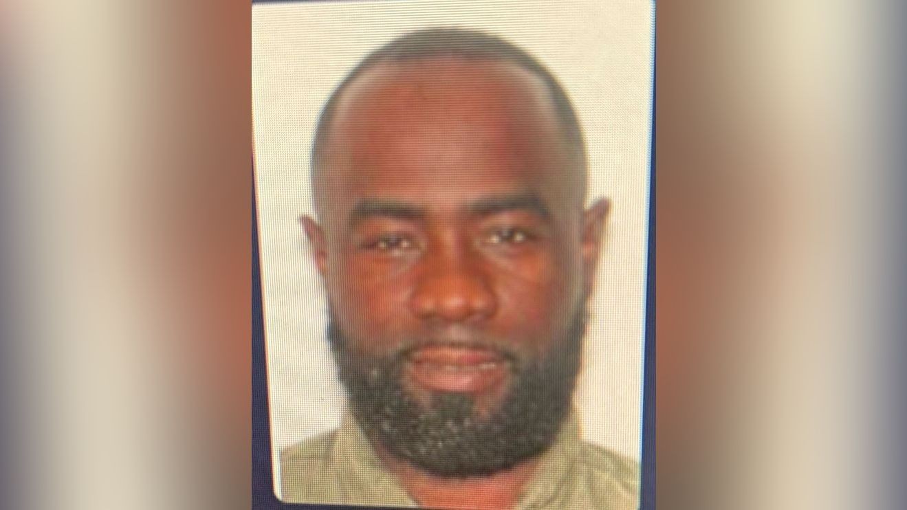 Large police perimeter set up in Palm City as hit-and-run suspect remains at large