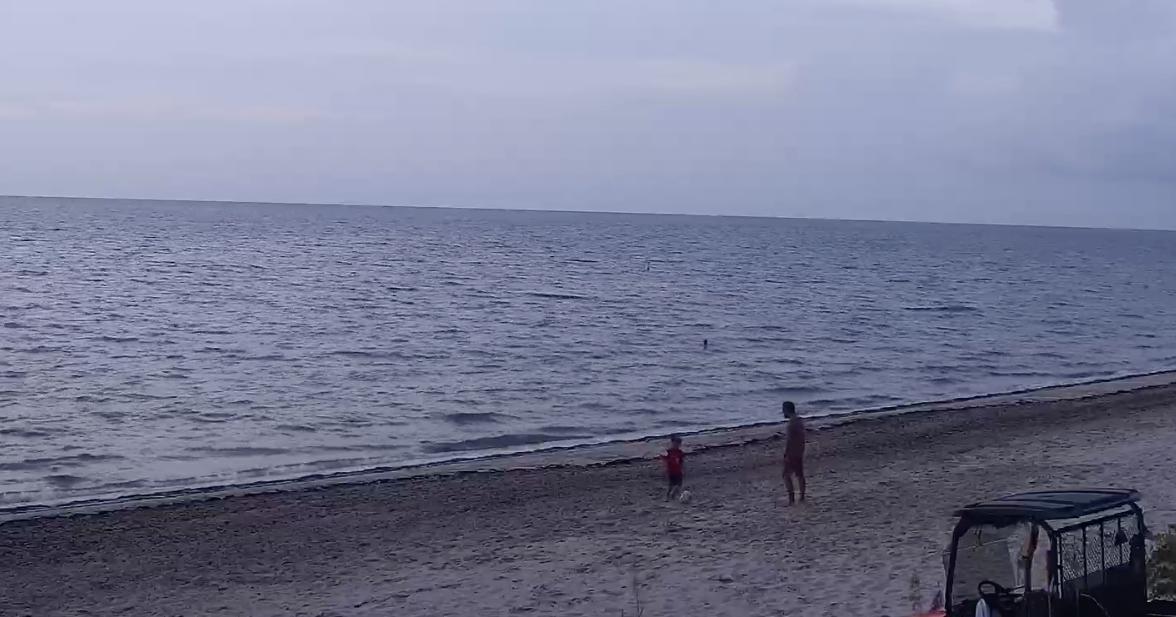 Hot and muggy Sunday on Key Biscayne |
