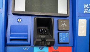 Miami gas prices fall below $4; Key Biscayne remains over $5 | Miami