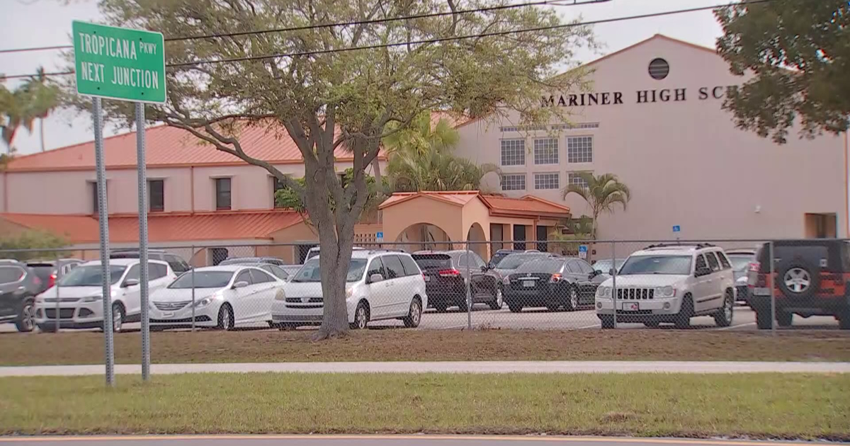 Police join investigation into Mariner football incident | Lee County