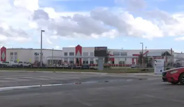 One Treasure Coast School Postpones Opening By One Week | NewsRadio WIOD
