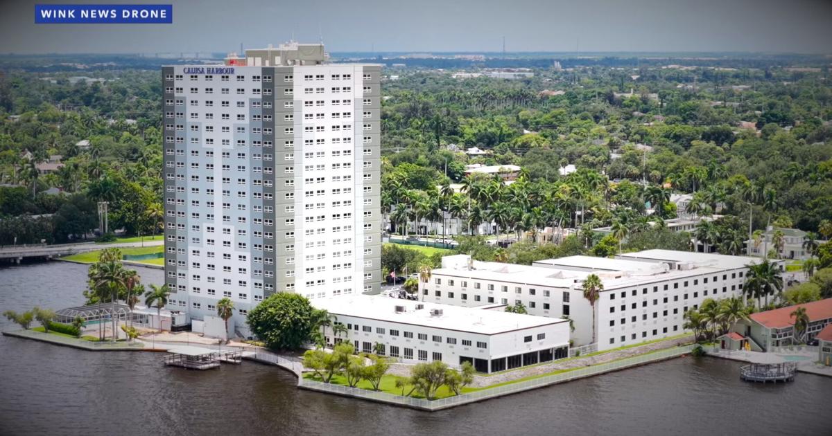 Fort Myers seniors question new $1,000 hurricane evacuation fee at Calusa Harbour | WINK Listens