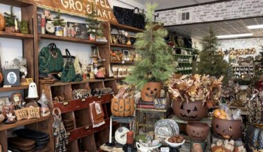Olde Florida Mercantile brings vintage treasures and old Florida charm to downtown Fort Myers | WINK Stop
