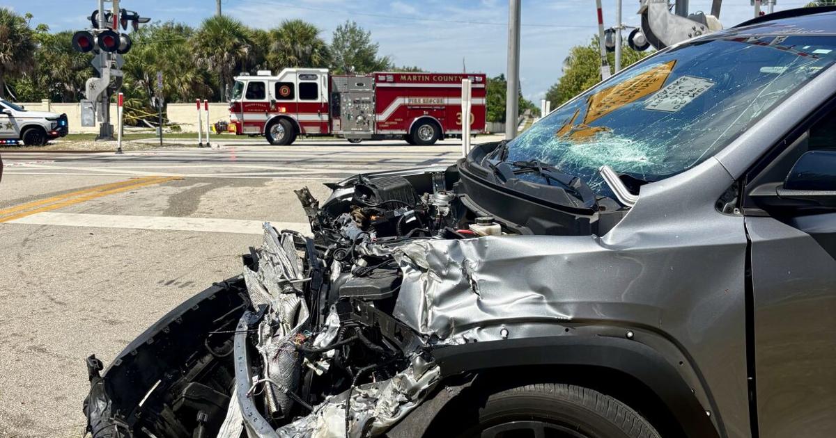 Brightline vs SUV crash in Hobe Sound sends one to hospital | Martin County