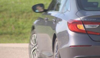 Uber driver caught in middle of drug bust on Embers Parkway | Lee County
