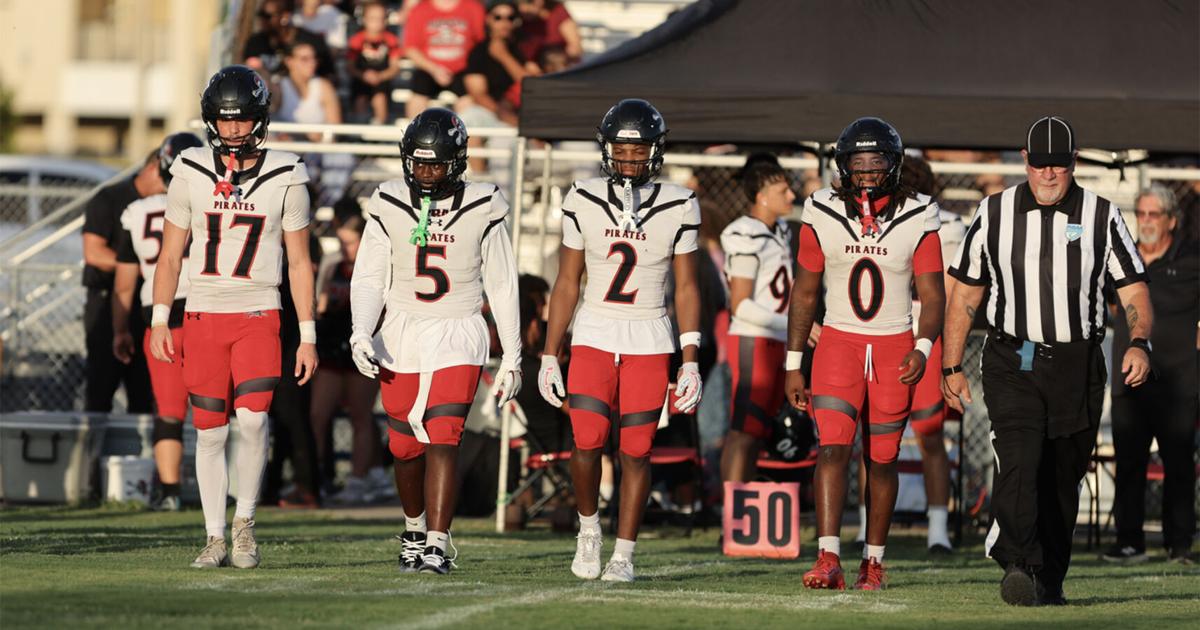 PREP FOOTBALL: Pirates light up Cape Coral in running-clock win | Sun Preps