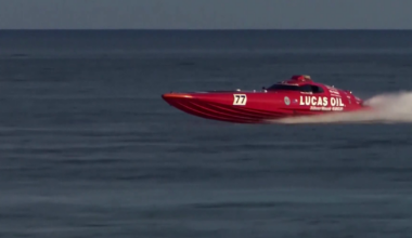 Fort Myers Beach approves powerboat races for first time since Hurricane Ian | Lee County