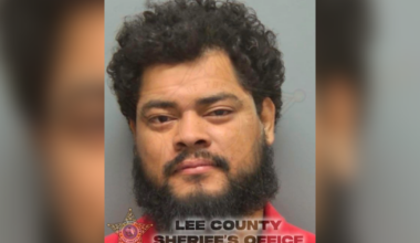 Fort Myers man accused of setting fire to home with people inside | Lee County