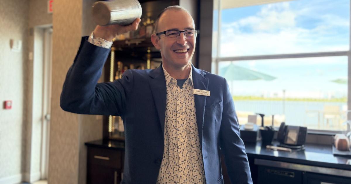 Sip, sample and socialize at Crowne Plaza Fort Myers | WINK Stop