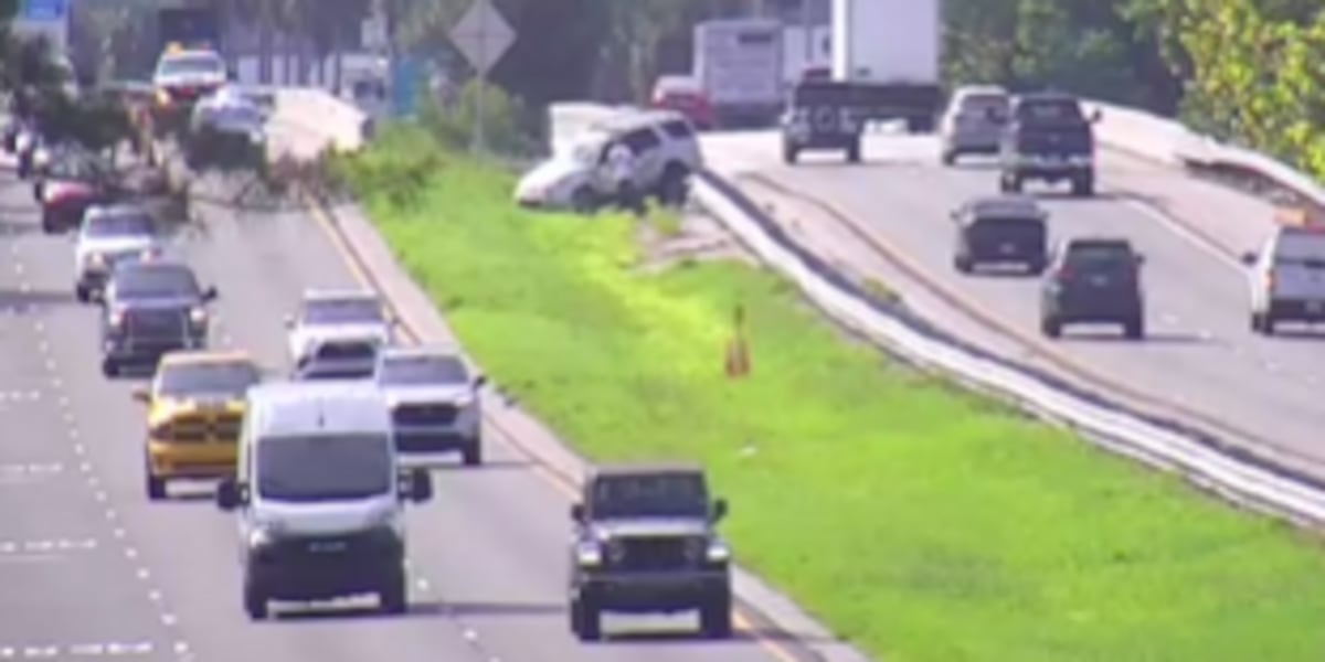 Drivers face 4 mile I-275 backup from crash Wednesday morning