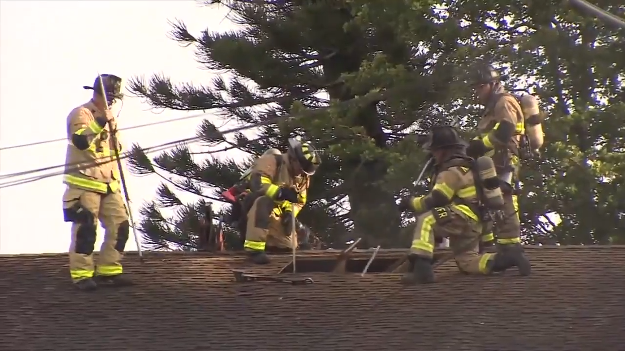 NWMD apartment fire put out by MDFR, no injuries reported - WSVN 7News | Miami News, Weather, Sports