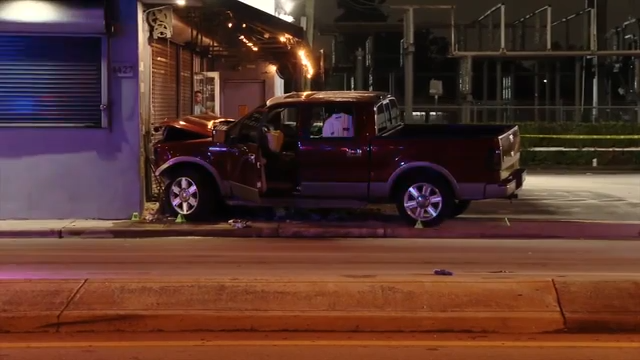Driver dead after crashing into building in Miami Springs - WSVN 7News | Miami News, Weather, Sports