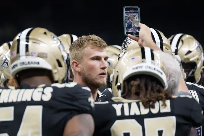 Aug 15, 2026; New Orleans, Louisiana, USA; New Orleans Saints quarterback Tyler Shough (6) talks to his teammates before a game against the Jacksonville Jaguars at Caesars Superdome. Mandatory Credit: Matthew Hinton-Imagn Images