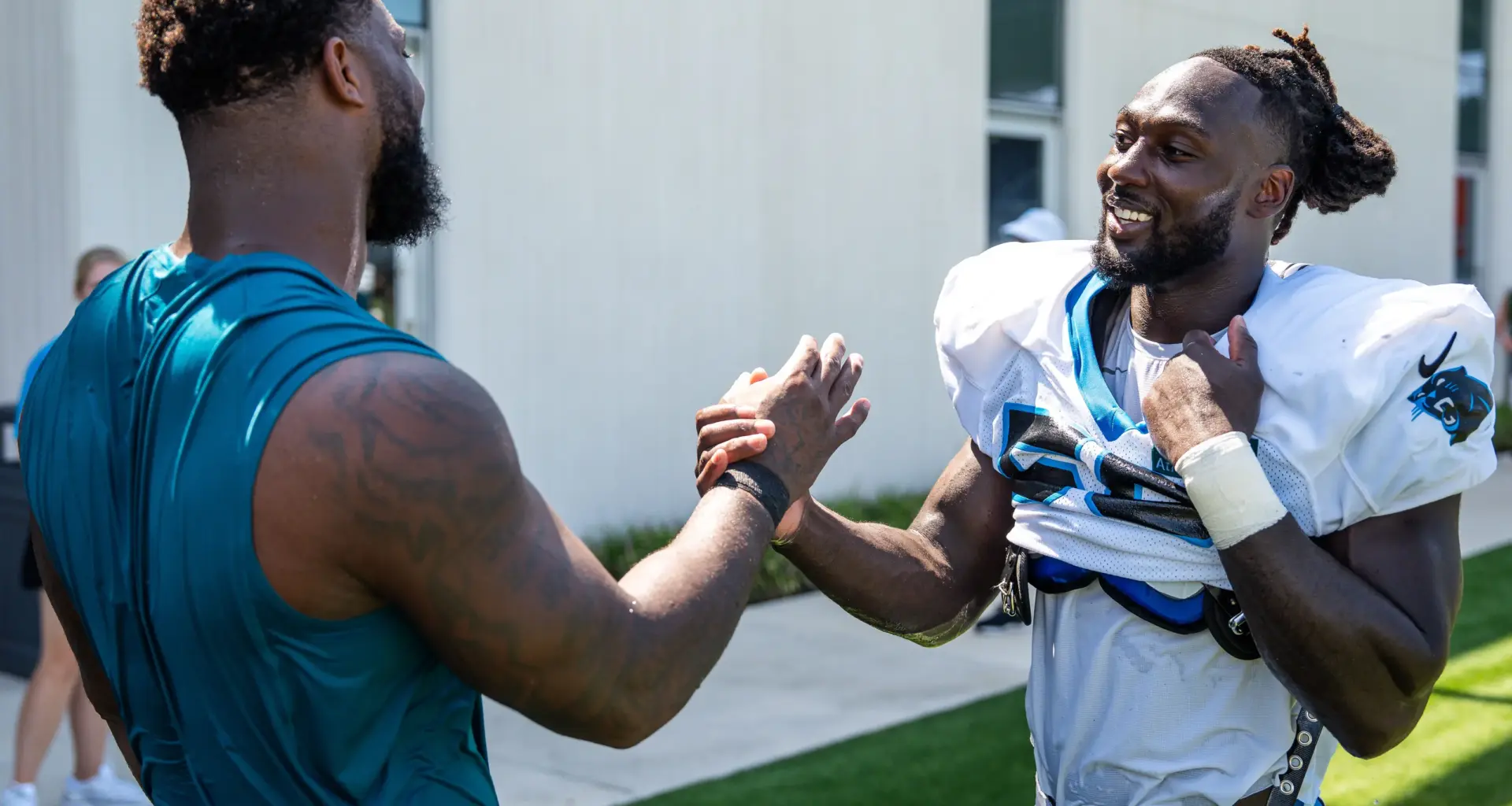 Panthers LB Devin Lloyd talks about returning to Jacksonville