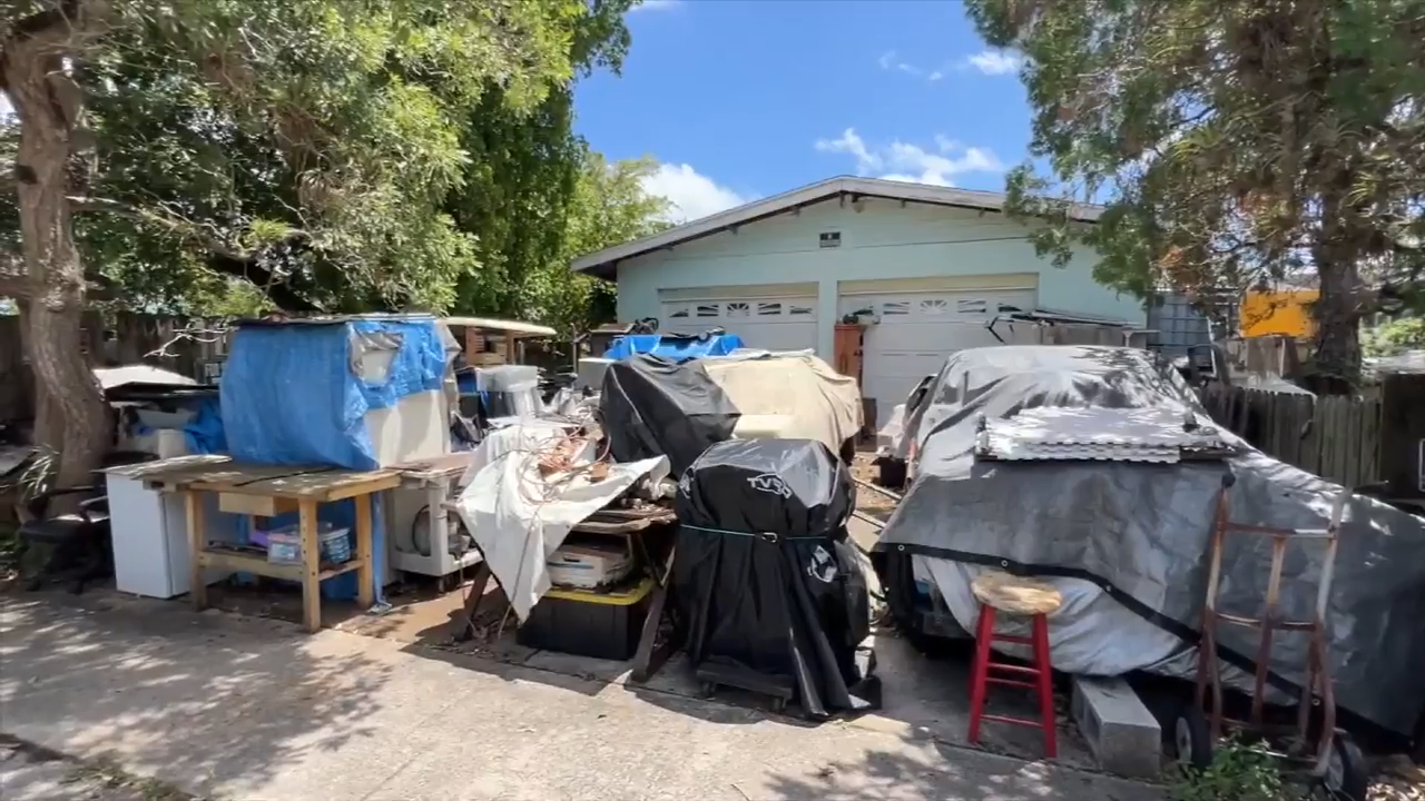 Neighbors say they’ve had enough of what’s piling up at this South Florida home - WSVN 7News | Miami News, Weather, Sports