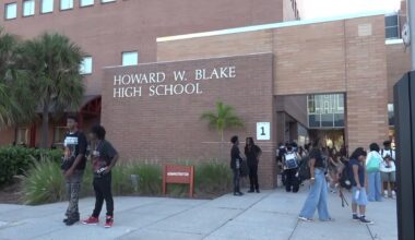 Tampa Bay area students begin heading back to school