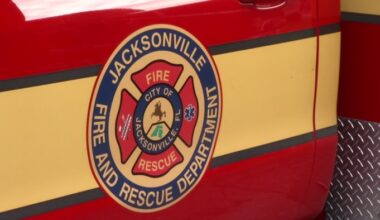 Seven westside residents displaced in apartment fire