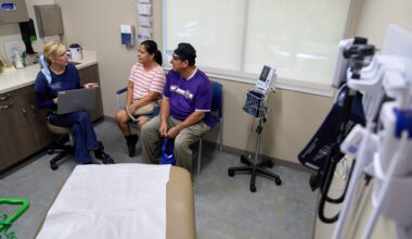 Florida, hard-hit by Obamacare drop-off, feels the squeeze of rising healthcare costs – Orlando Sentinel