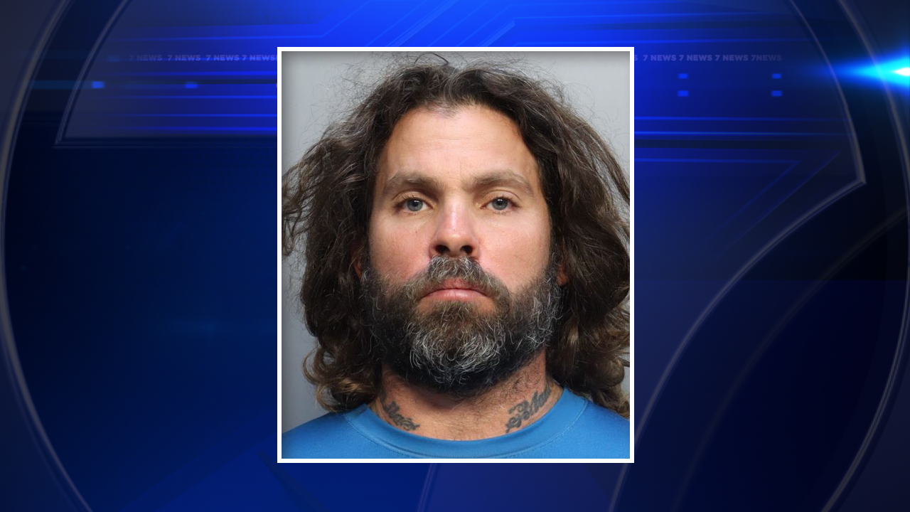 Man arrested after being caught spray-painting inside Miami Seaquarium, deputies say - WSVN 7News | Miami News, Weather, Sports
