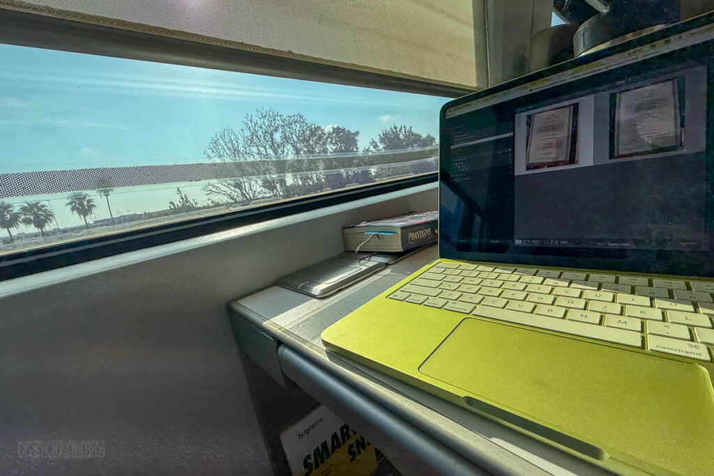 Brightilne Table Laptop