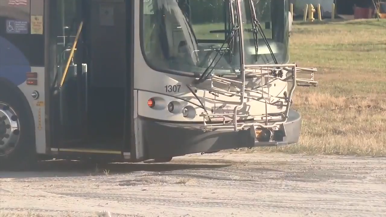 6 hospitalized after car rear-ends bus in Lauderdale Lakes - WSVN 7News | Miami News, Weather, Sports