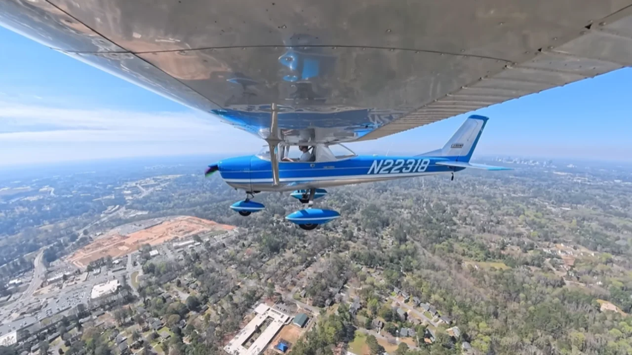 Pilot races Airbus A321 in his Cessna 150 to see who can get from Atlanta to Jacksonville the fastest