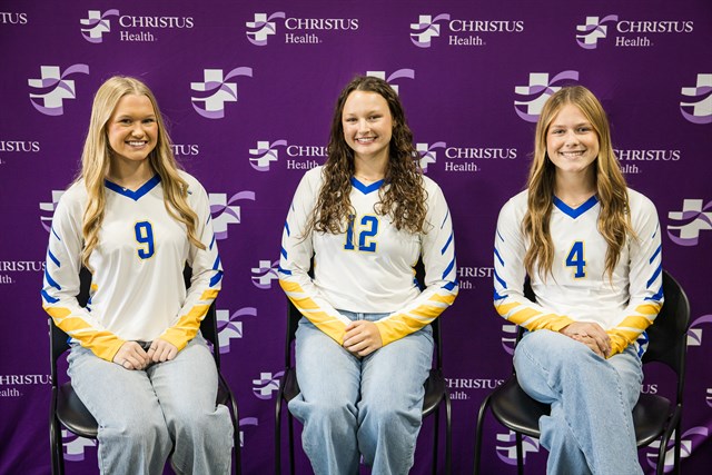 Jacksonville volleyball aiming for 1st playoff appearance since 1992 with new head coach