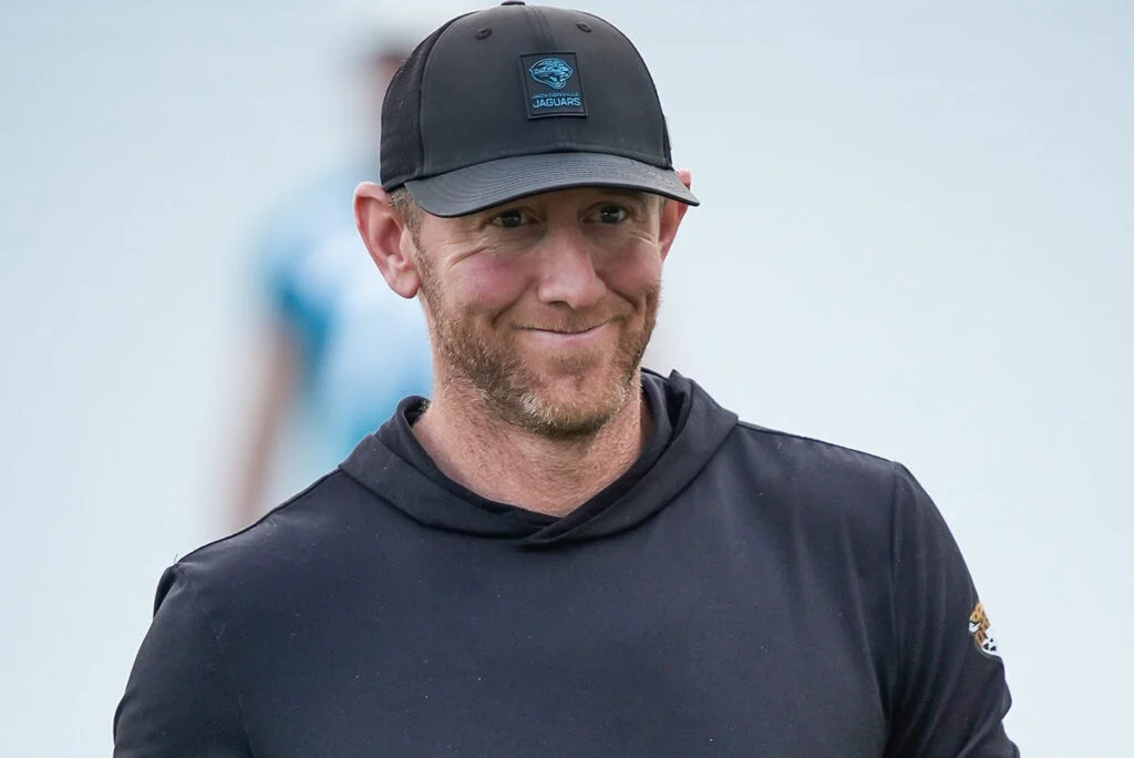 Bucs Camp Insider 8-25: An &Amp;Quot;Eye-Opening&Amp;Quot; Day For Tampa Bay 3 Jaguars Head Coach Liam Coen