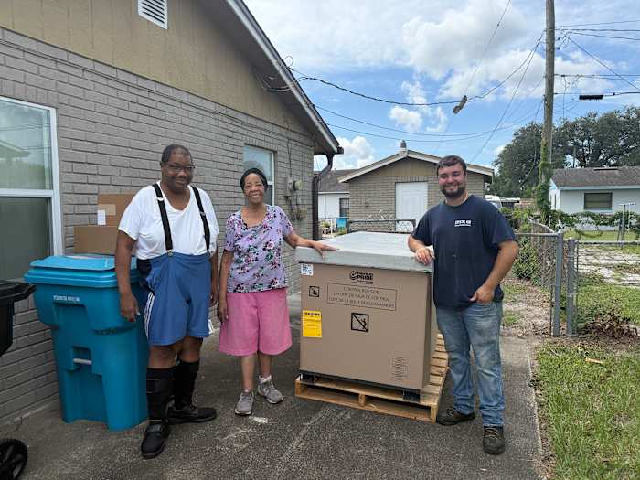 Pine Hills woman receives new $9,000 A/C system after months without working air