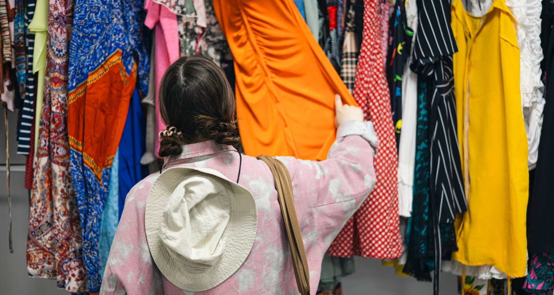 Tampa Thrift Stores Boom with Back-to-School Shoppers Amid Rising Costs