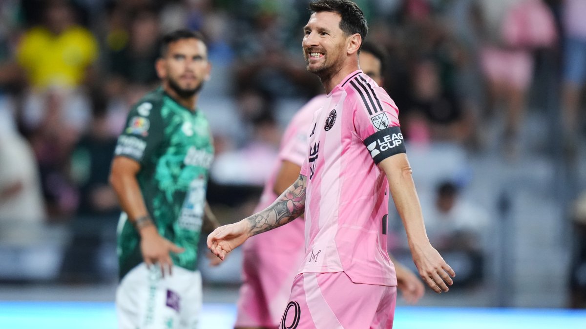 Fans cheered for surprise return of Messi during Inter Miami’s game – NBC 6 South Florida