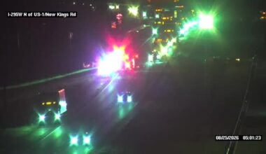 Crash with injuries blocks part of I-295 North in Jacksonville