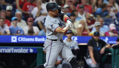 Middle of order helps Phillies top Marlins for 5th straight win