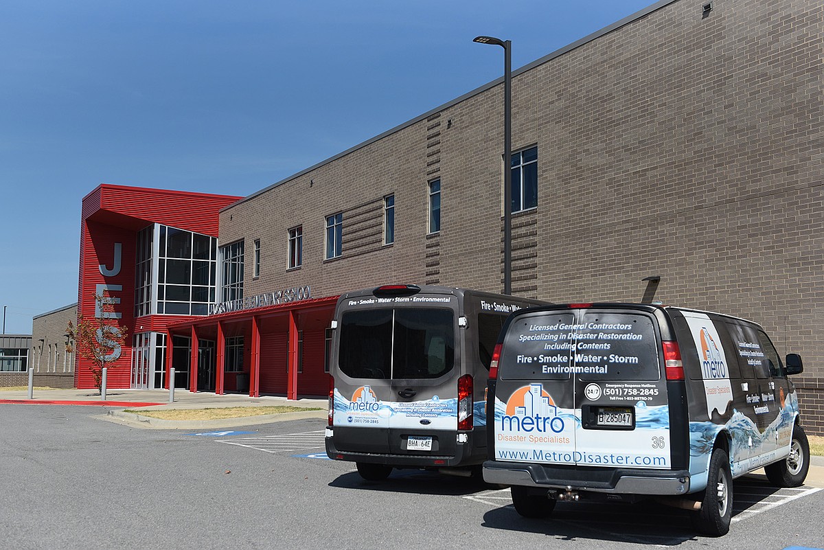 Jacksonville Elementary will remain closed Monday and Tuesday after mold found in building