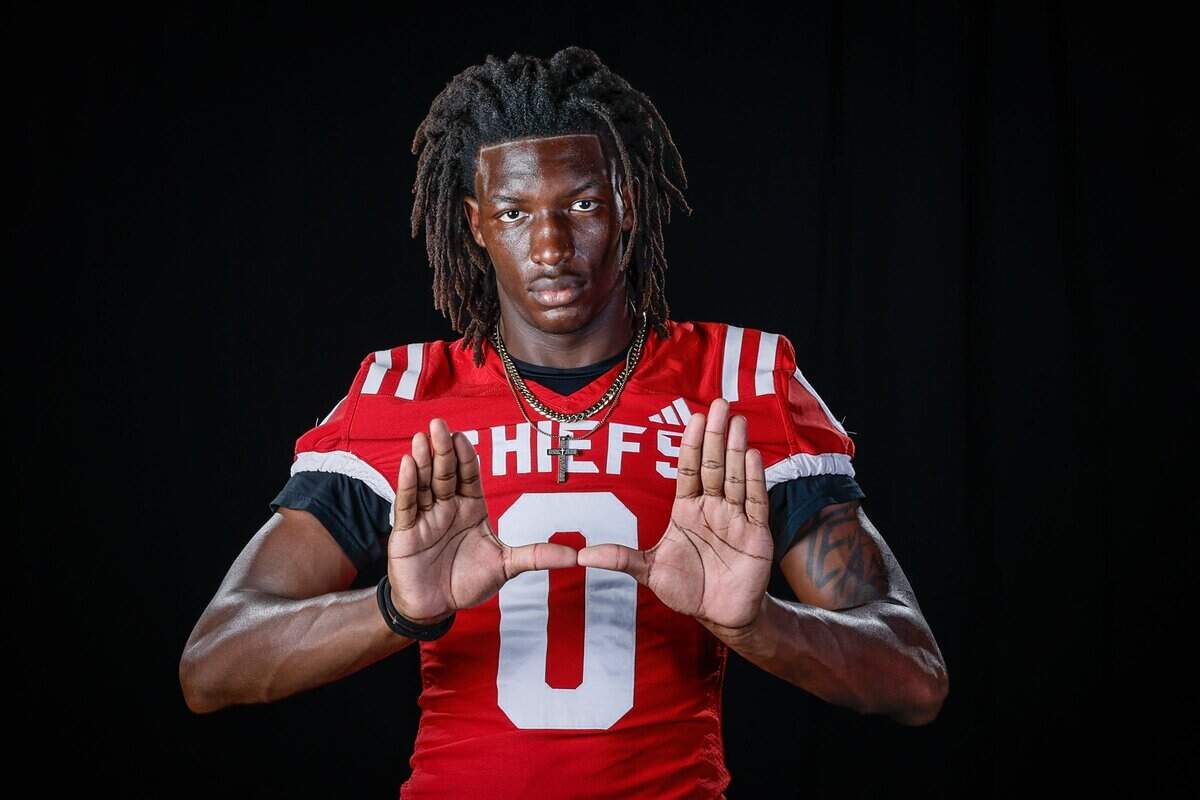 Cardinal Gibbons two-way player DeMarcus DeRoche photograhed at XPE Sports Performance, for the 2026 High School Football Season Preview, in Fort Lauderdale, Florida, on Saturday, August 1, 2026.