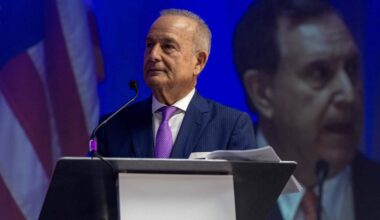 Eliott Rodriguez will challenge Maria Elvira Salazar in Miami