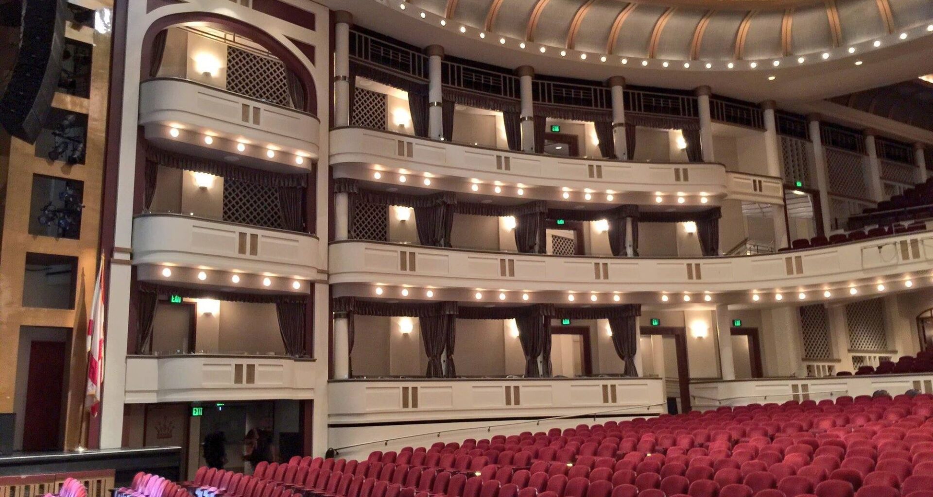 Florida Orchestra in Talks To Manage Mahaffey Theater as City Seeks Lower Costs