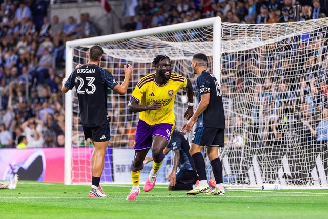 Orlando City leads, trails, then draws after late Spicer strike