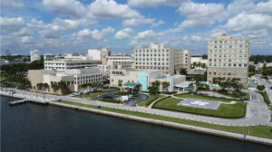 Mercy Hospital performs first surgery in Florida using MARS Magnetic Surgery platform