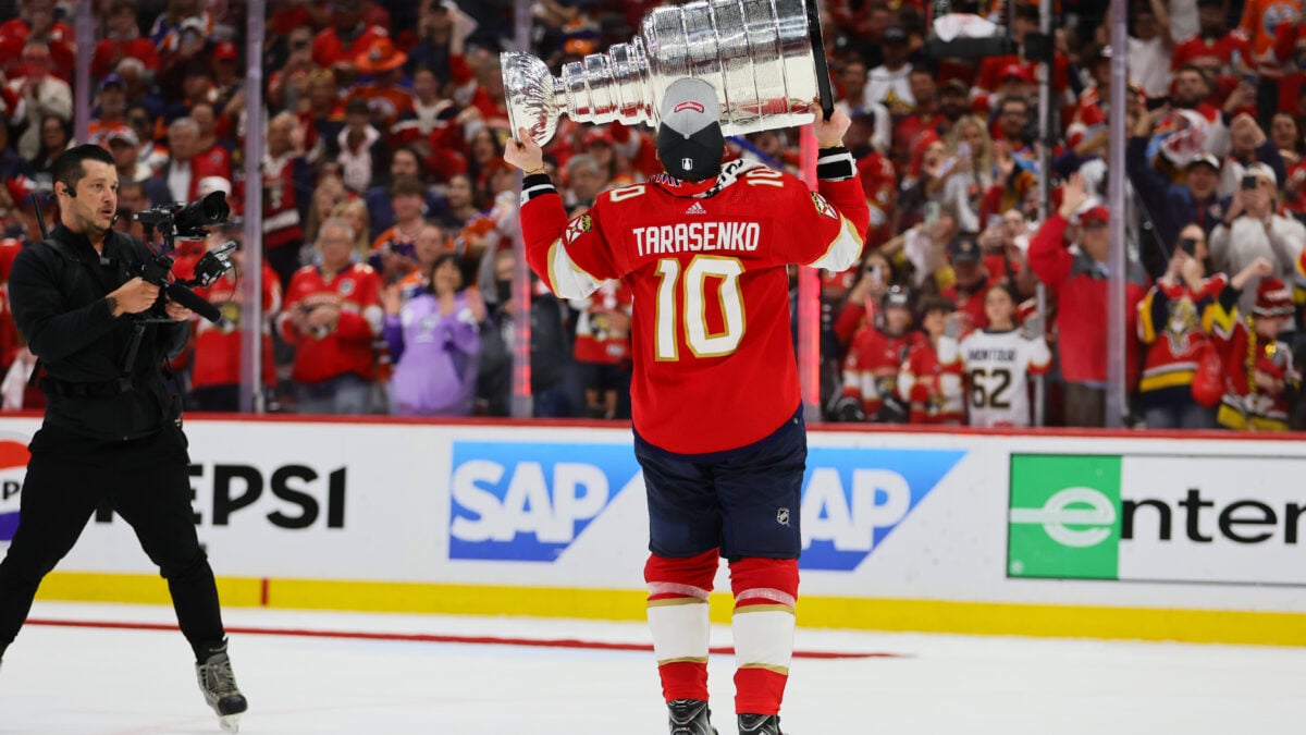 Some Former Florida Panthers Remain Unsigned Free Agents as Camps Near